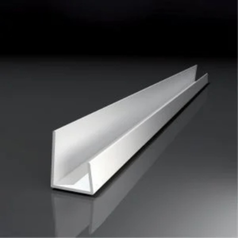 Profil PVC, configuratie de tip J, 2.5m (soclu cu picurator)